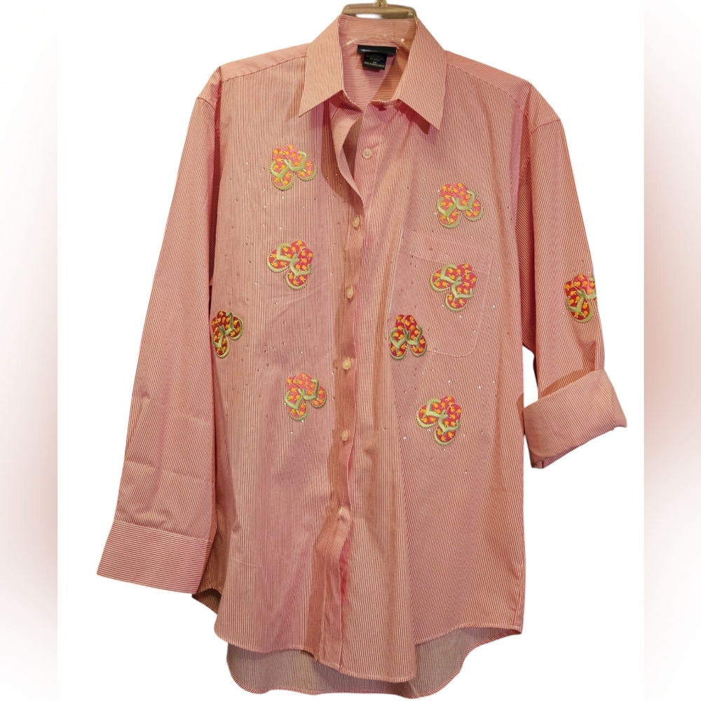 Las Olas Button-Down Flip-Flop Applique Stripped Shirt, Pink/White - Siz…
